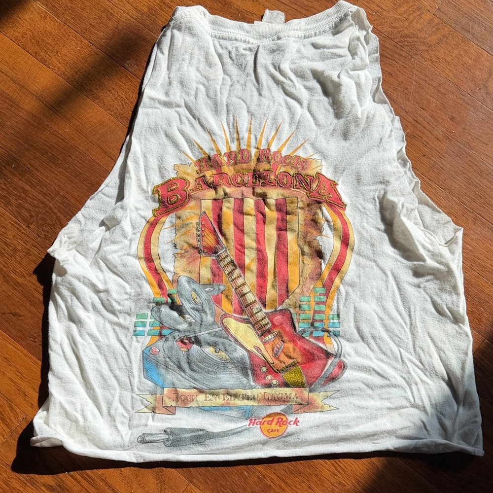 Hard Rock Cafe White and Red Sleeveless Shirt